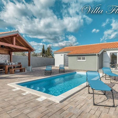 Villa Flores Kavran Экстерьер фото